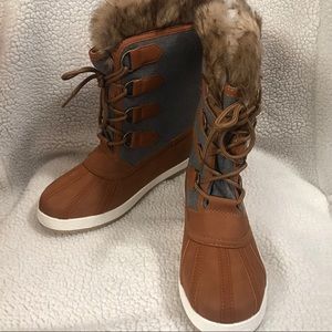 Snow Boots